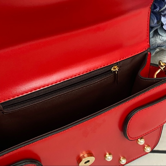 Beautiful Red Pearl Studded Bee Crossbody Purse - Picture 13 of 16